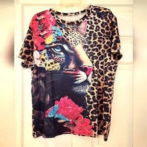 VIBRANT NWOT, XXL,  Leopard Animal Print Woman's Top